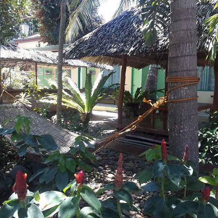 PALAWAN Ej ペンションハウス Bed & Breakfast エクステリア 写真