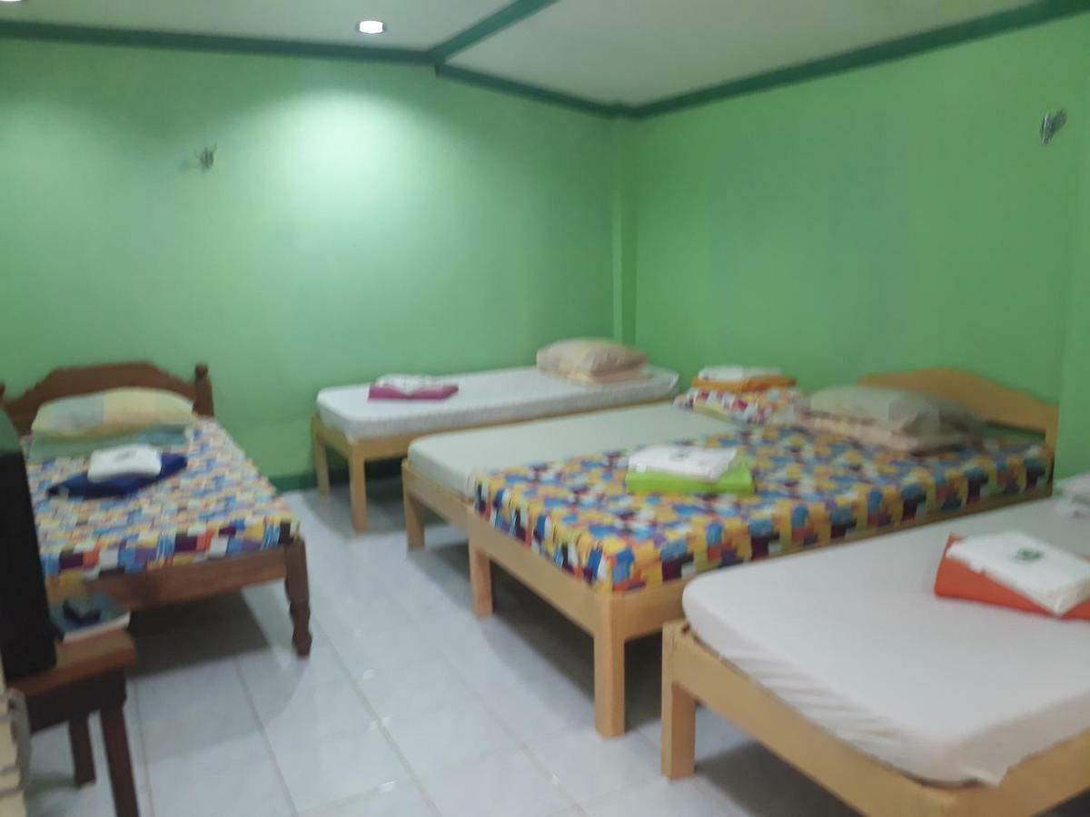 PALAWAN Ej ペンションハウス Bed & Breakfast エクステリア 写真