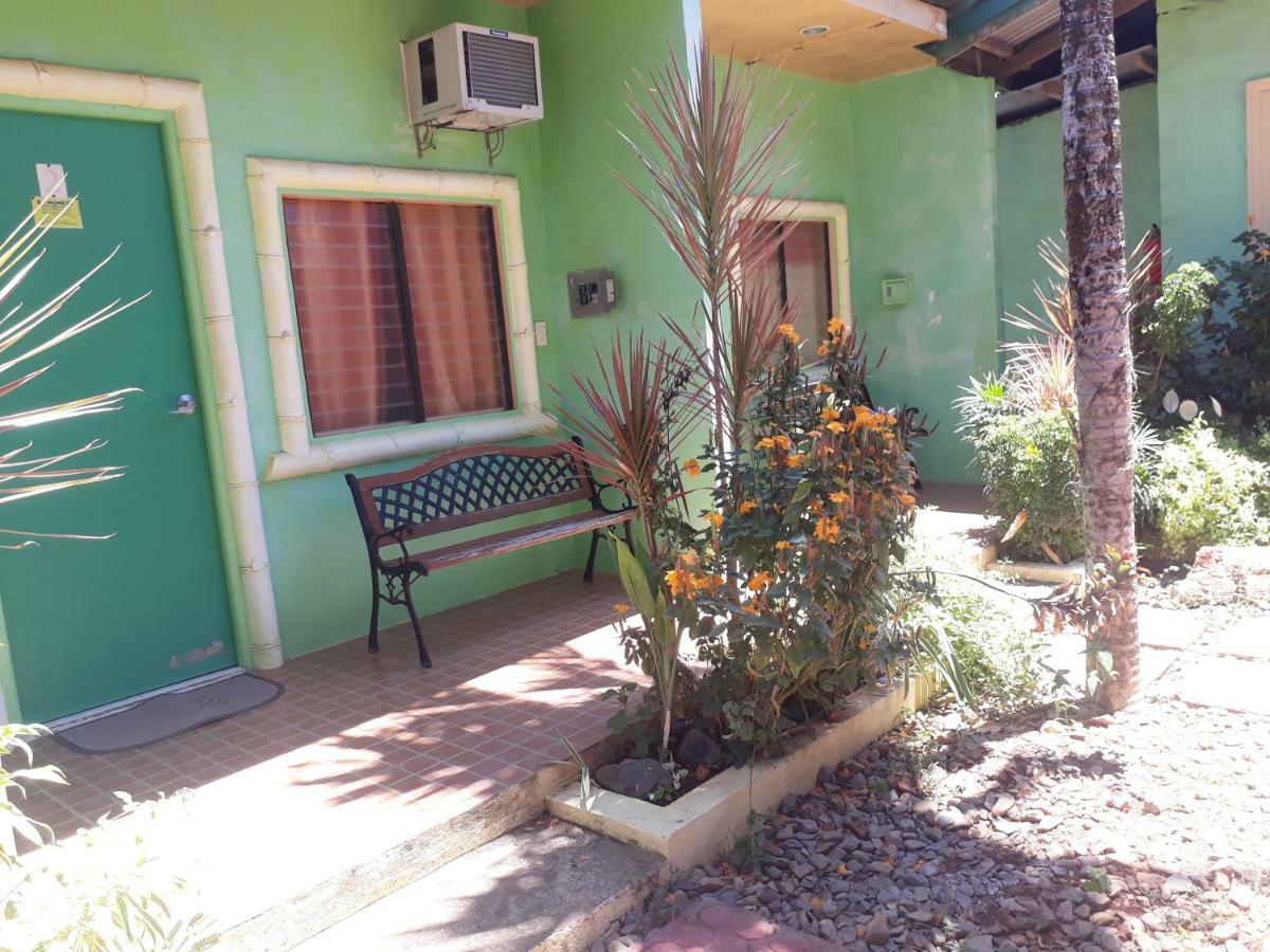 PALAWAN Ej ペンションハウス Bed & Breakfast エクステリア 写真
