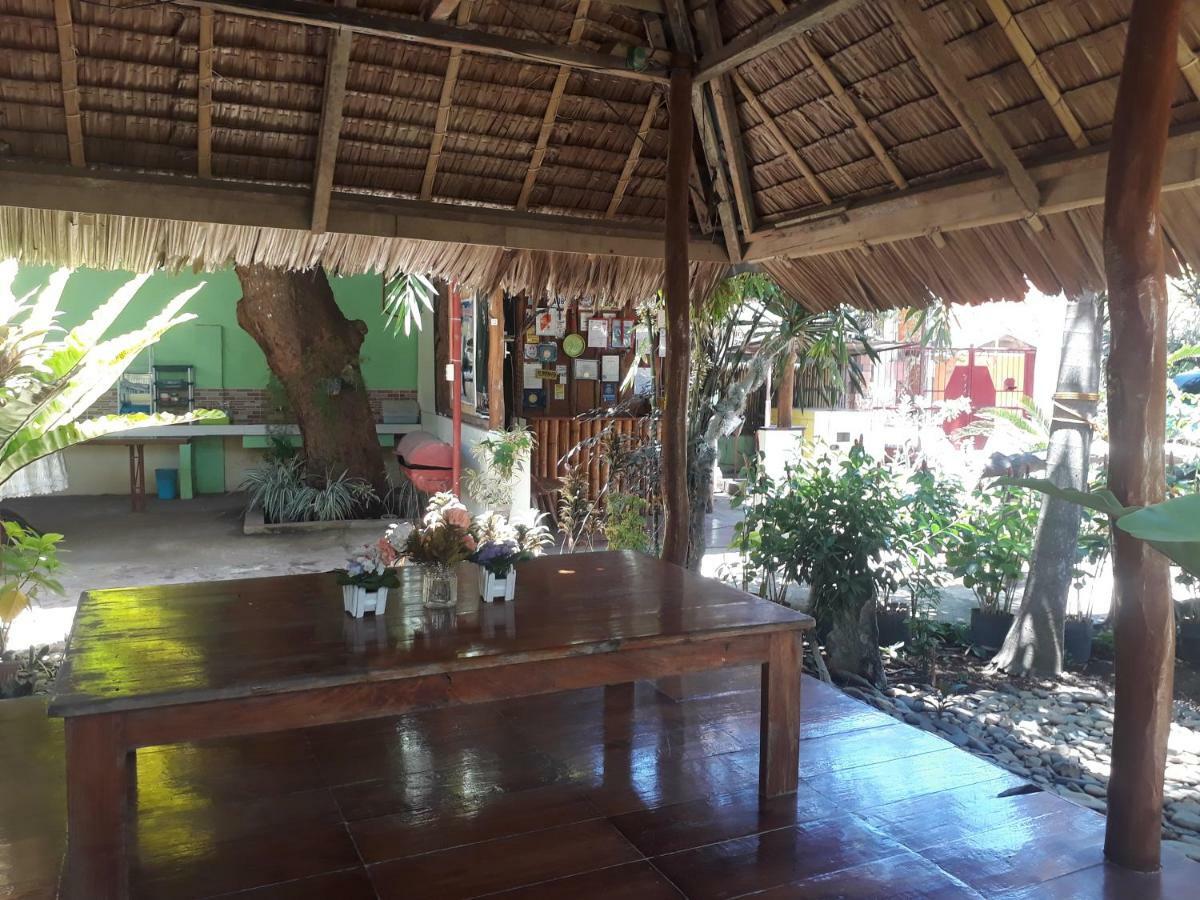 PALAWAN Ej ペンションハウス Bed & Breakfast エクステリア 写真